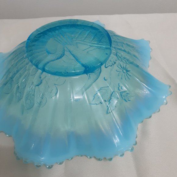Vintage  Opalescent Glass Ruffled Edge Dish - Picture 2 of 8